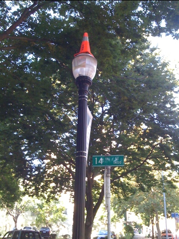 Weird Things Seen on the Street #39